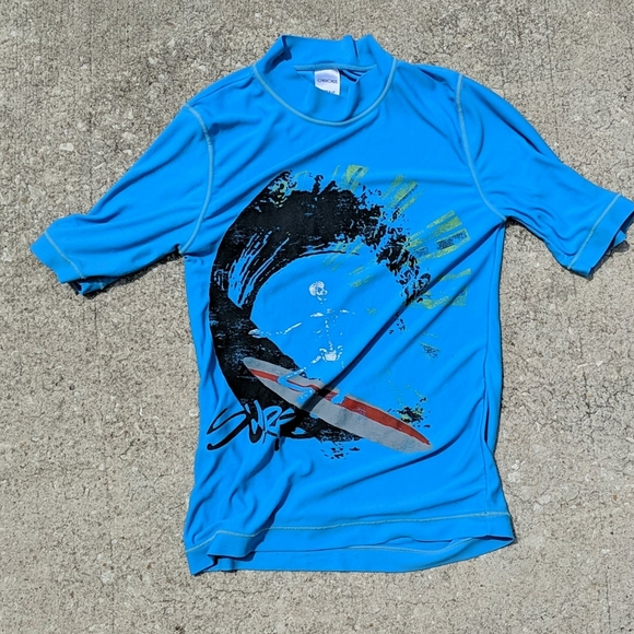 🌟 Two OP & Cherokee Rash Guards Size Mediu - Picture 4 of 6